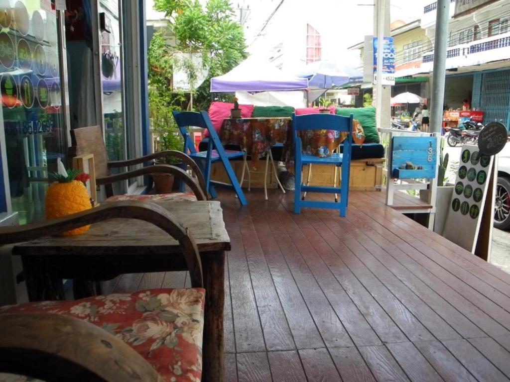 Хостел Hua Hin Lub Sabai Екстер'єр фото