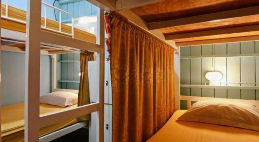 Хостел Hua Hin Lub Sabai Екстер'єр фото